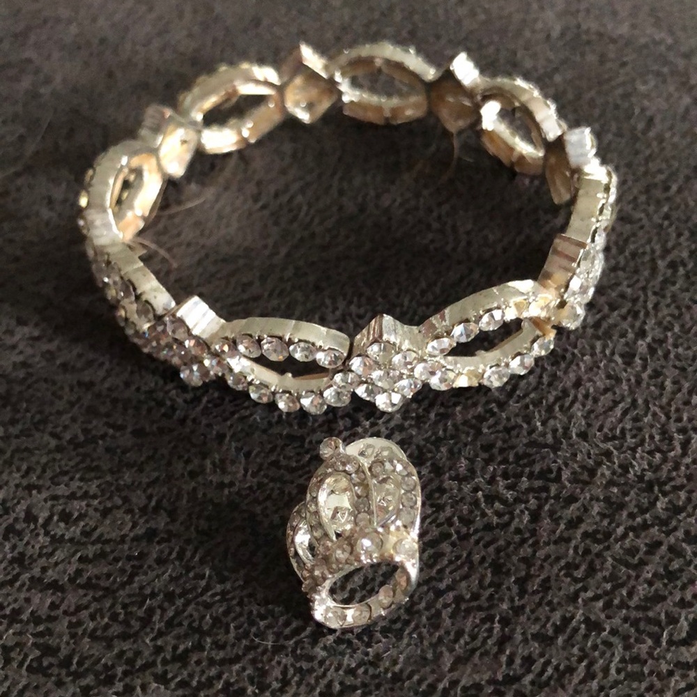 Bracelet & crown pin